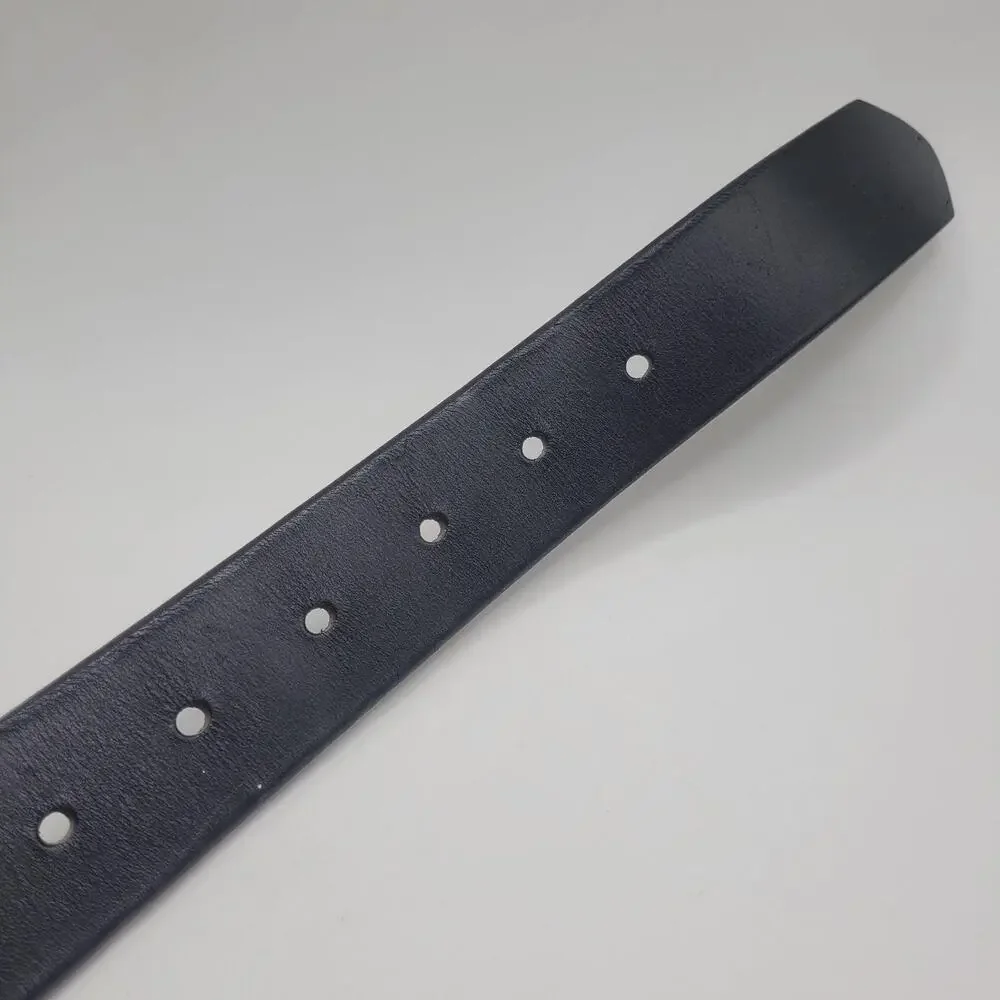 Gap Belt Mens 36 Black Leather Casual Minimalist Everyday Classic Silver Buckle